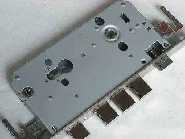 康马24小时上门开锁公司