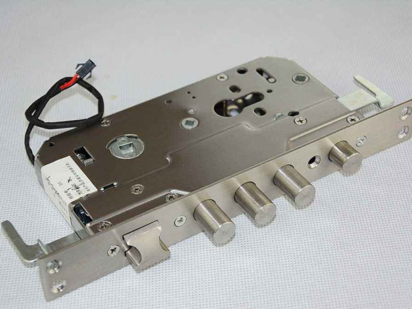 康马24小时上门开锁公司