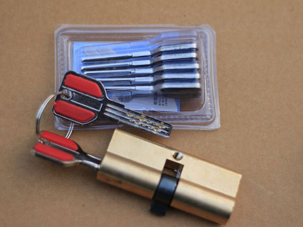 康马24小时上门开锁公司