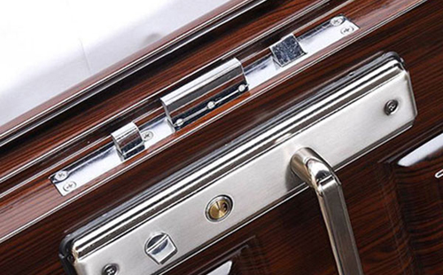 康马24小时上门开锁公司