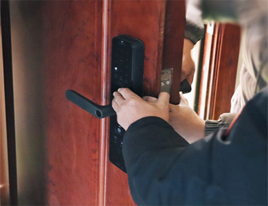 康马24小时上门开锁公司